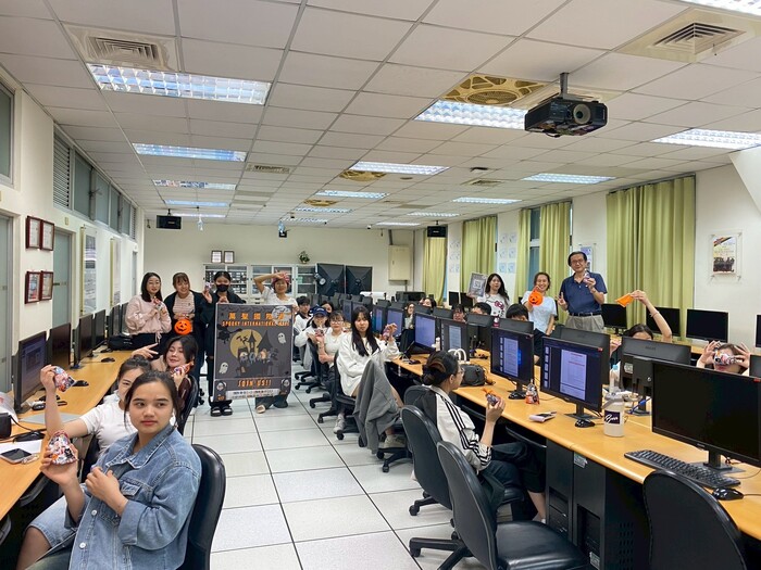 資管三甲同學圖片